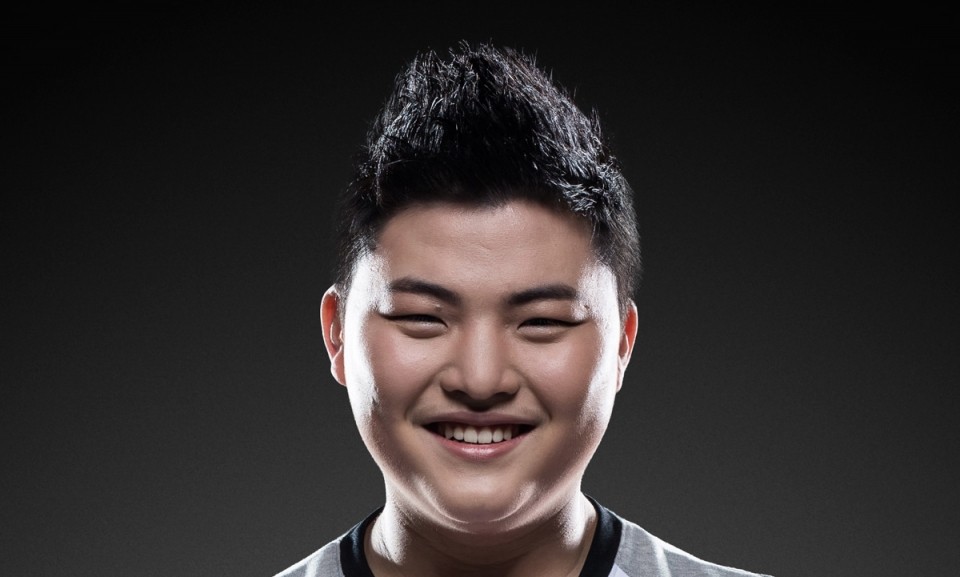 OMG-Uzi-2015lpl